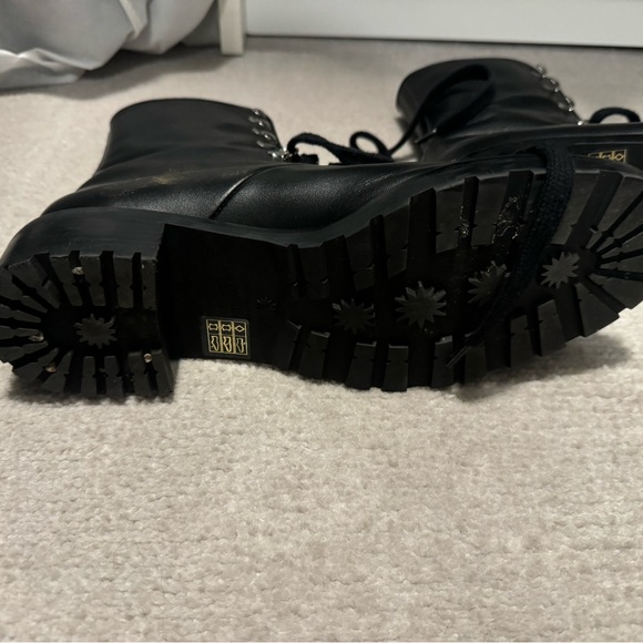 Stuart Weitzman Laceup Combat Boot - Picture 5 of 11